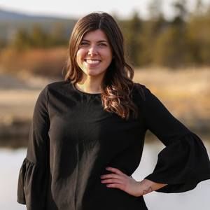 Meet your Posher, Madisson